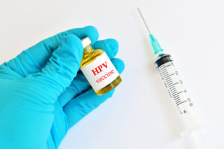 A partir de 2017 a vacina contra o HPV estará disponível para meninos